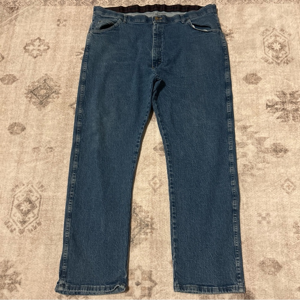 Wrangler Men's‎ Classic Straight Blue Jeans 42 x 32 Durable Denim Regular Fit
